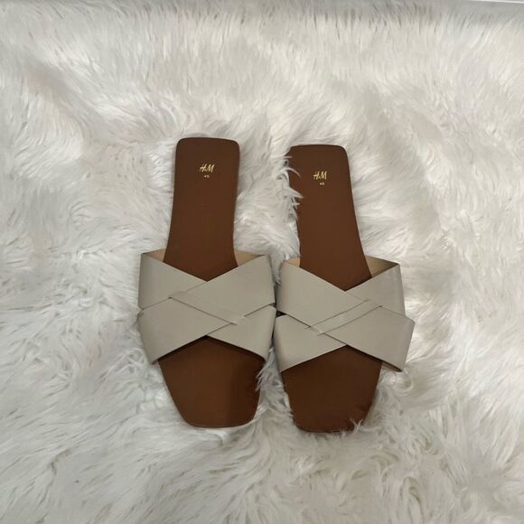 NWOT H&M neutral sandals - Picture 1 of 4